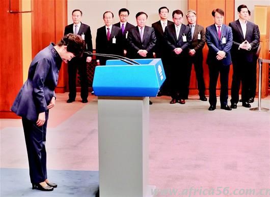 朴信惠成了拉线木偶？韩国政事果然比韩剧精彩！